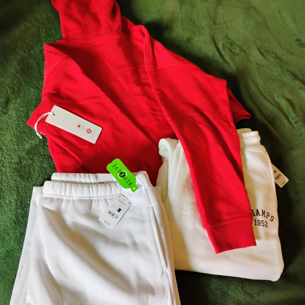 lululemon athletica Red Hoodie Over Size 12 and Ardene White Joggers Set Size Lg